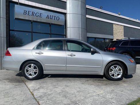 Used 2007 Honda Accord SE image 6