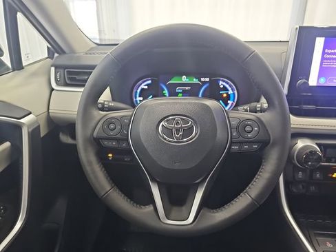 Used 2024 Toyota RAV4 XLE w/ Convenience Package AWD/4WD image 14
