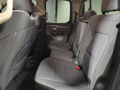Used 2019 RAM 1500 Big Horn image 24