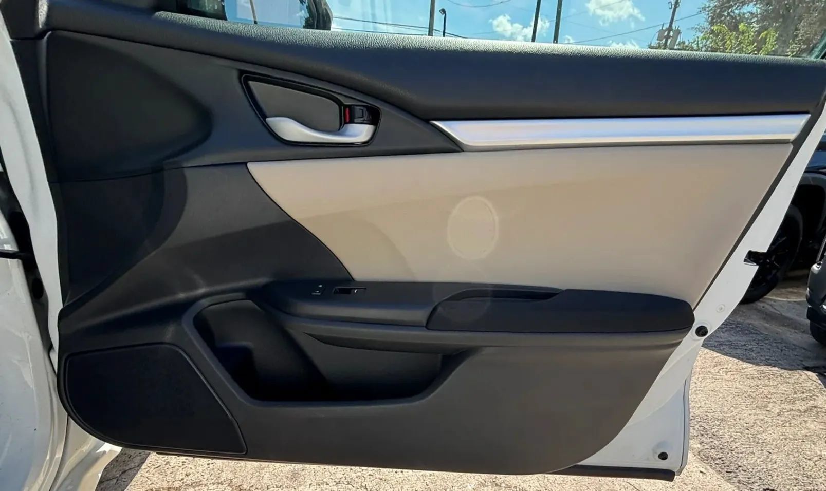 Used 2018 Honda Civic LX image 17
