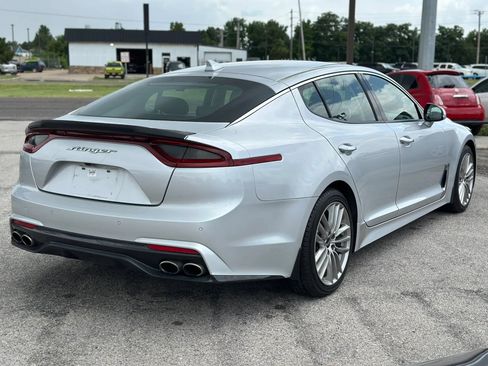 Used 2018 Kia Stinger RWD image 6