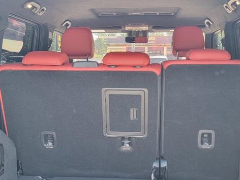 Used 2023 Mercedes-Benz G 63 AMG 4MATIC w/ Seat Comfort Package image 8