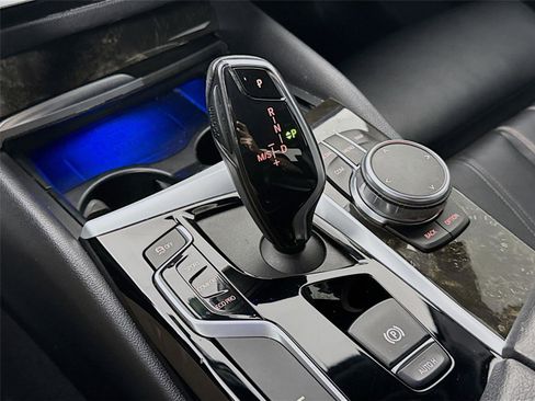 Used 2019 BMW 540i w/ Convenience Package RWD image 15