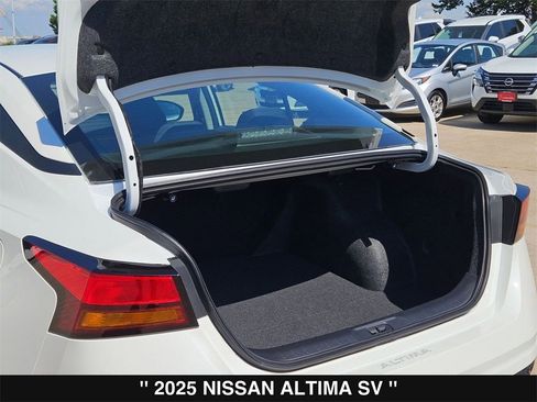 New 2025 Nissan Altima 2.5 SV image 27