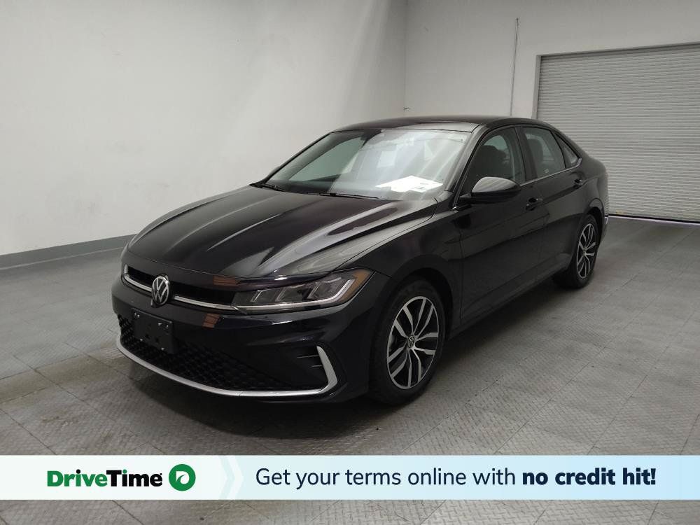 Used 2025 Volkswagen Jetta SE FWD image 1