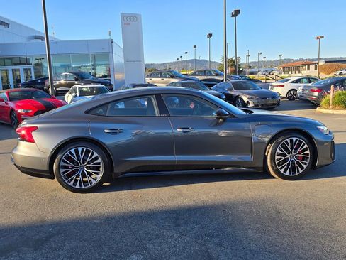 New 2026 Audi S e-tron GT Prestige image 6