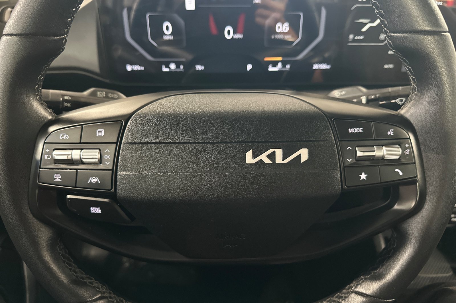 Used 2025 Kia K4 EX FWD image 23