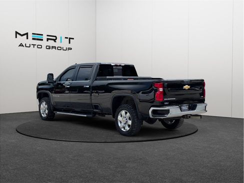Used 2022 Chevrolet Silverado 2500 LTZ AWD/4WD image 7