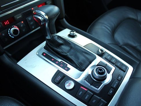 Used 2014 Audi Q7 TDI Prestige image 30