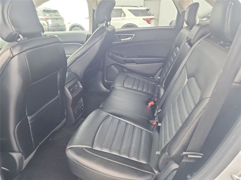 Certified 2017 Ford Edge SEL w/ Equipment Group 201A image 20