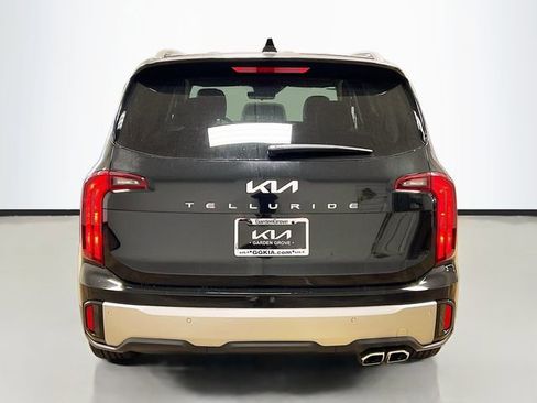 New 2025 Kia Telluride S image 6