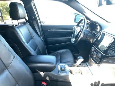 Used 2021 Jeep Grand Cherokee Limited AWD/4WD image 14