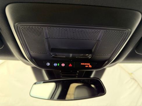 New 2026 Chevrolet Equinox EV LT image 37