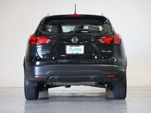 Used 2018 Nissan Rogue Sport SL w/ SL Premium Package AWD/4WD image 13