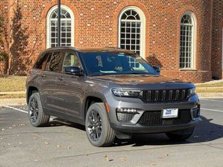 New 2025 Jeep Grand Cherokee Limited video 1