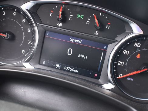 Used 2024 Chevrolet Equinox RS AWD/4WD image 11