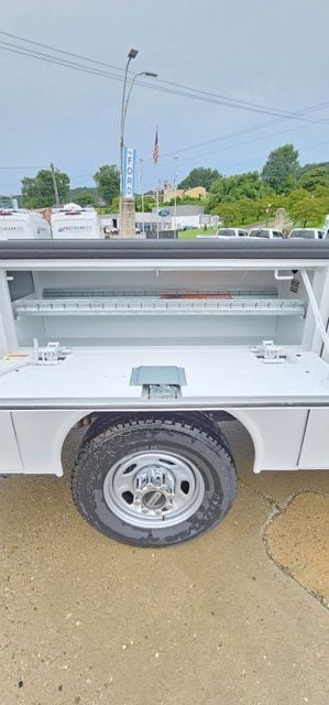 New 2025 Ford F350 XL w/ XL Chrome Package AWD/4WD image 12