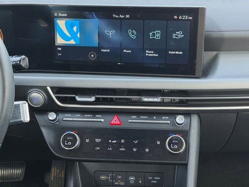 Used 2025 Hyundai Sonata SEL FWD image 16