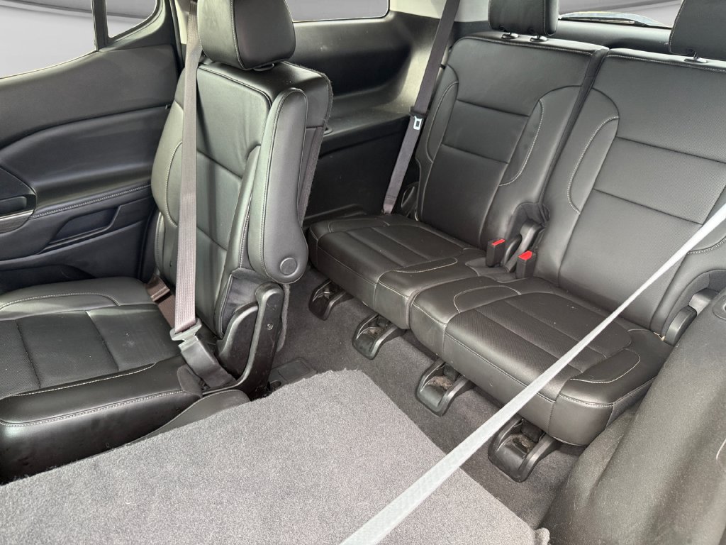 Used 2023 GMC Acadia SLT AWD/4WD image 36