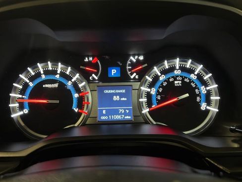 Used 2018 Toyota 4Runner SR5 image 29