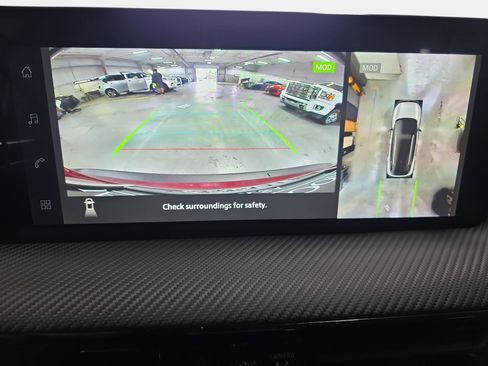 New 2026 Nissan Kicks SR image 23