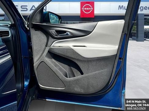 Used 2021 Chevrolet Equinox LT image 25