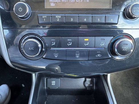 Used 2015 Nissan Altima 2.5 S w/ Power Driver Seat Package FWD image 18