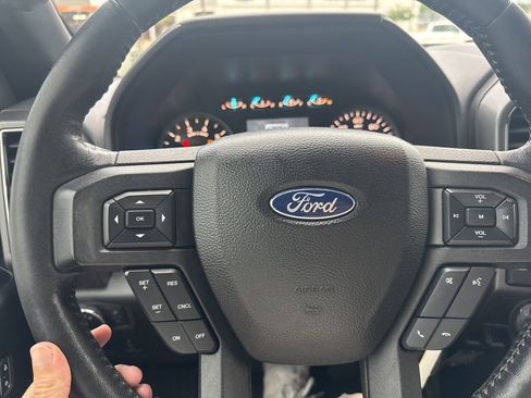 Used 2018 Ford F150 XLT w/ Equipment Group 302A Luxury AWD/4WD image 10