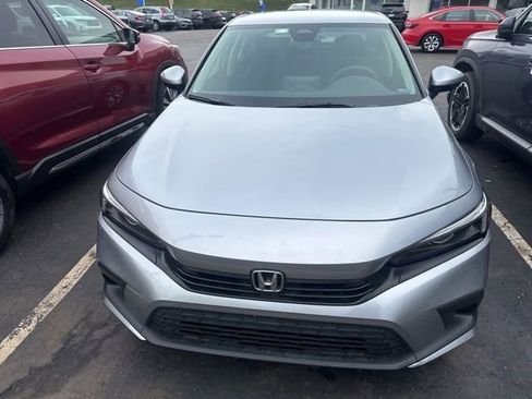 Used 2023 Honda Civic LX image 2
