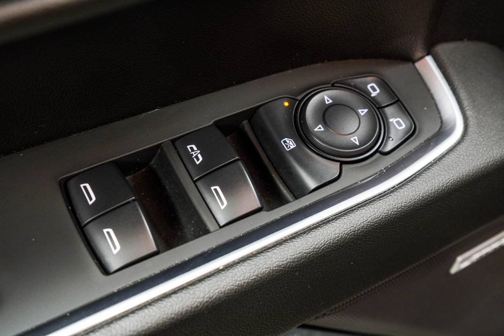 Used 2024 Chevrolet Silverado 1500 LT Trail Boss w/ Convenience Package II AWD/4WD image 40
