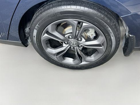 Used 2023 Honda Accord EX image 11