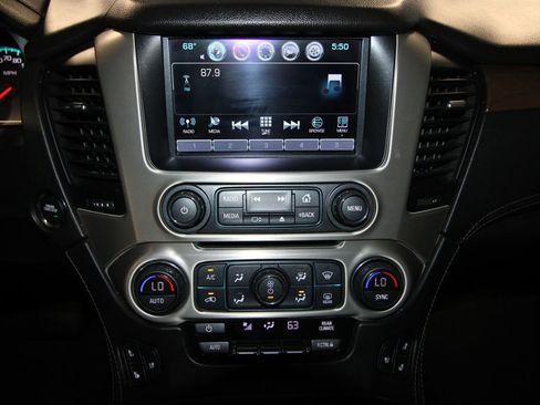 Used 2019 GMC Yukon XL Denali w/ Denali Ultimate Package image 19