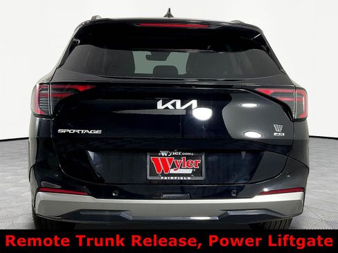 Certified 2026 Kia Sportage SX AWD/4WD image 5