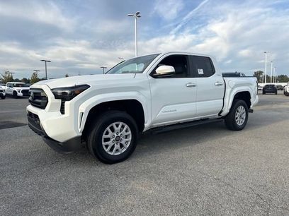 Used 2025 Toyota Tacoma SR5