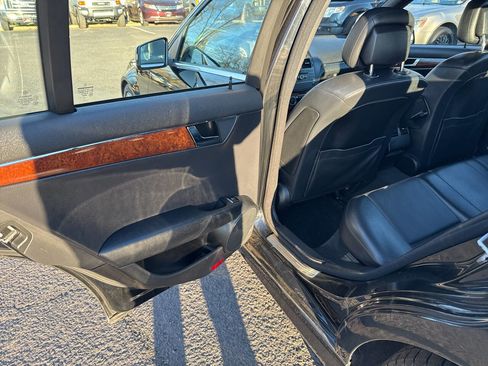 Used 2011 Mercedes-Benz C 300 4MATIC Sedan image 14