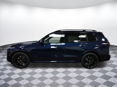 Used 2026 BMW X7 xDrive40i w/ M Sport Package AWD/4WD image 2
