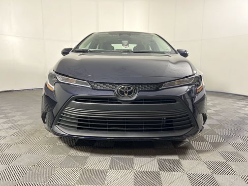 Used 2023 Toyota Corolla LE FWD image 35