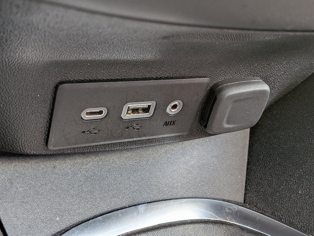 Certified 2025 Chevrolet Malibu LT FWD image 19