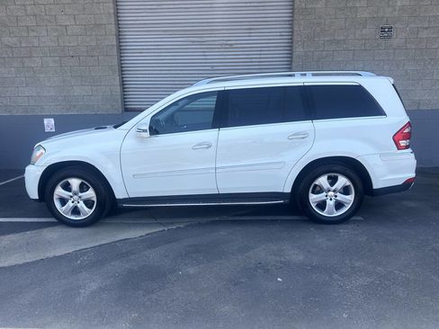 Used 2011 Mercedes-Benz GL 450 4MATIC image 6