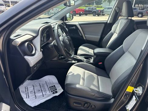 Used 2014 Toyota RAV4 Limited FWD image 7