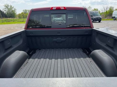 Used 2017 Chevrolet Silverado 1500 High Country AWD/4WD image 18