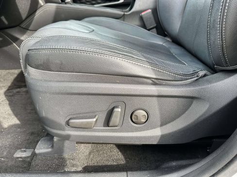 Used 2019 Hyundai Santa Fe Limited AWD/4WD image 10