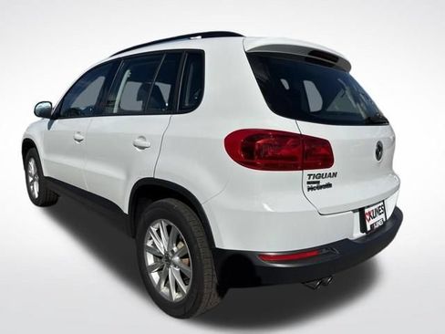 Used 2018 Volkswagen Tiguan Limited w/ Premium Package AWD/4WD image 9