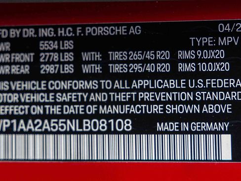 Used 2022 Porsche Macan image 33