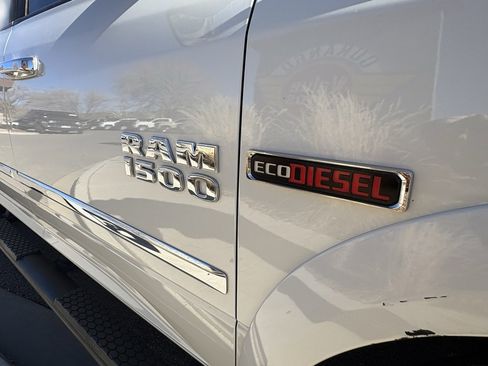 Used 2016 RAM 1500 Laramie w/ Convenience Group image 13