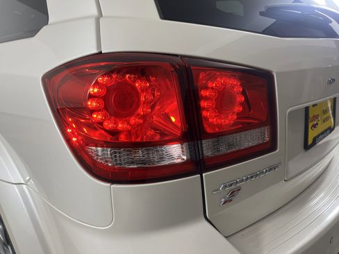 Used 2019 Dodge Journey GT w/ Mopar Chrome Appearance Group image 26