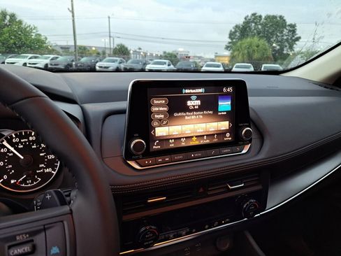New 2026 Nissan Rogue SV FWD image 8