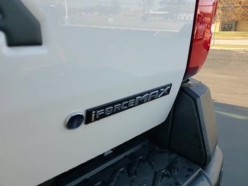 Used 2025 Toyota Tacoma Trailhunter image 7