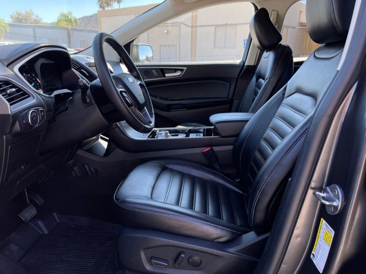 Used 2020 Ford Edge SEL AWD/4WD image 13