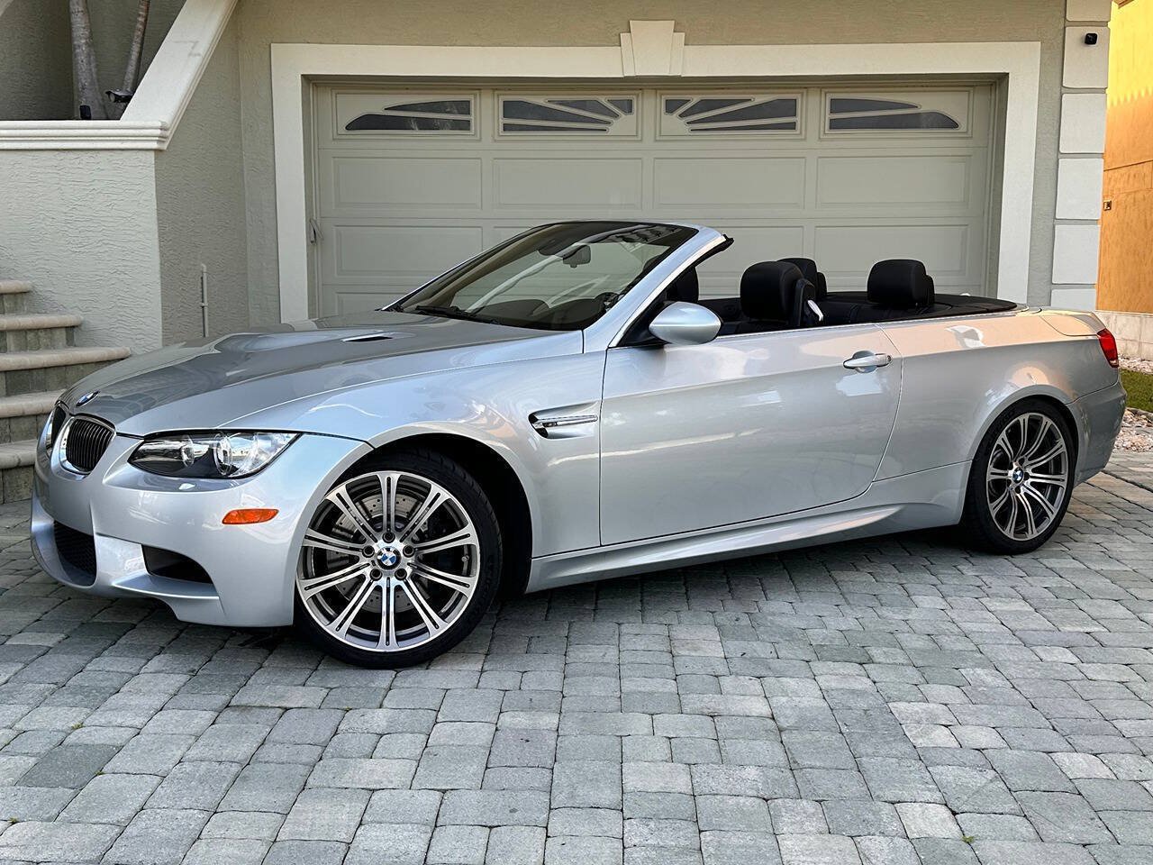 Used 2008 BMW M3 Convertible RWD image 2